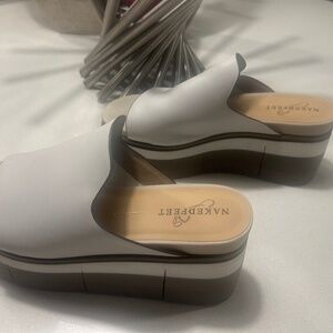 NAKED FEET - FLOW Platform Sandals, size 7, excellent condition, white platform